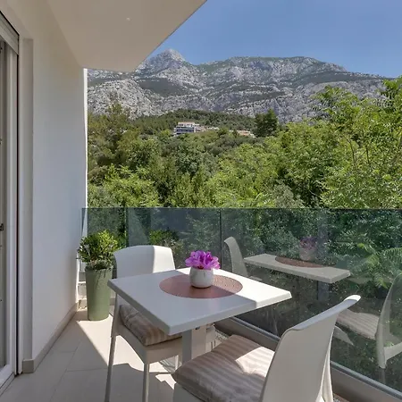 - Santric Apartment